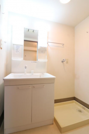 佐賀市栄町、中古マンションの洗面画像です