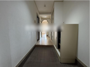 佐賀市神野東、中古マンションの玄関画像です