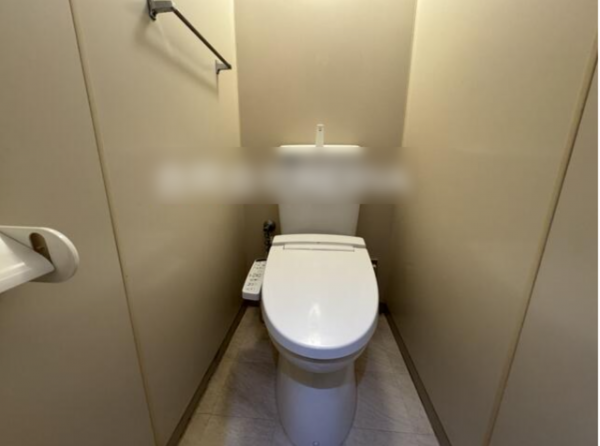 佐賀市神野東、中古マンションのトイレ画像です