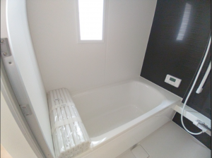 佐賀市鍋島町、新築一戸建ての風呂画像です