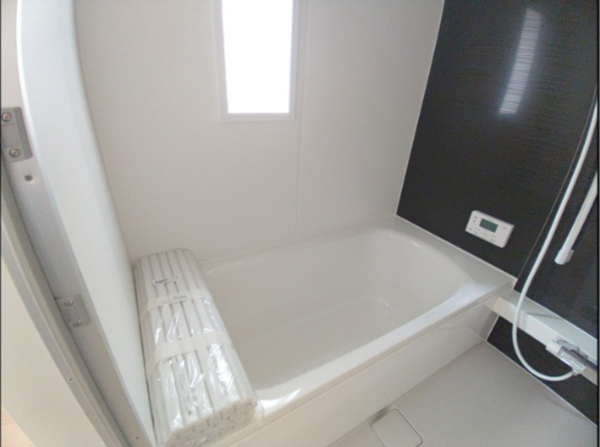 佐賀市鍋島町、新築一戸建ての風呂画像です