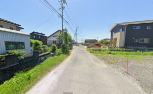佐賀市大和町、土地の前面道路を含む現地写真画像です