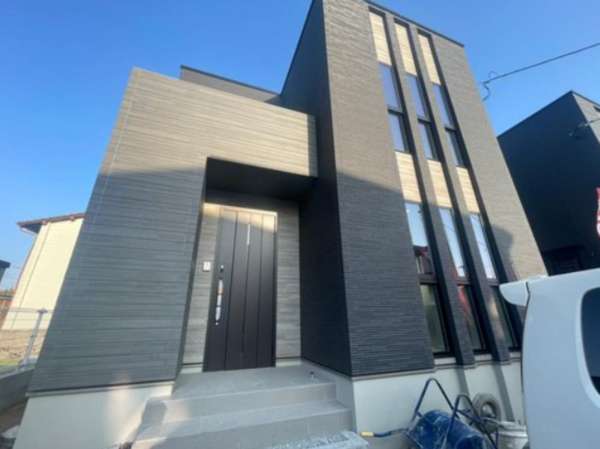 佐賀市多布施、新築一戸建ての外観画像です