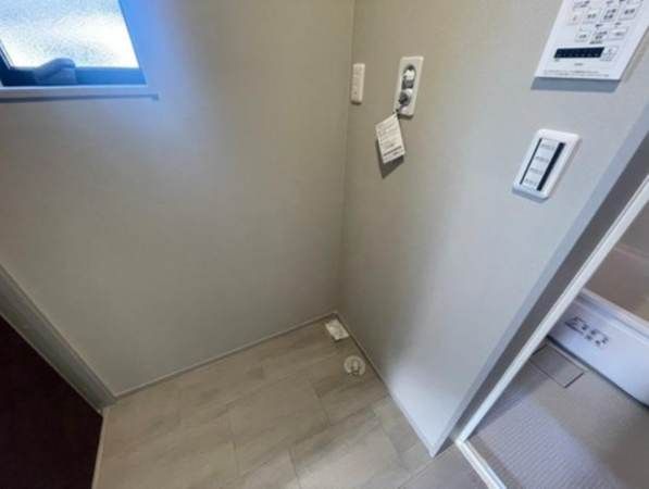 佐賀市多布施、新築一戸建ての洗面画像です