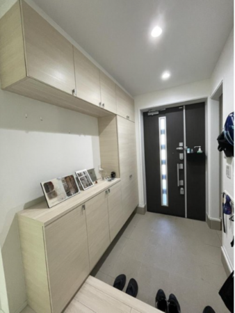 佐賀市大和町、中古一戸建ての玄関画像です