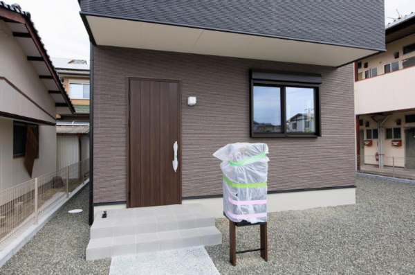 佐賀市八戸溝、新築一戸建ての外観画像です