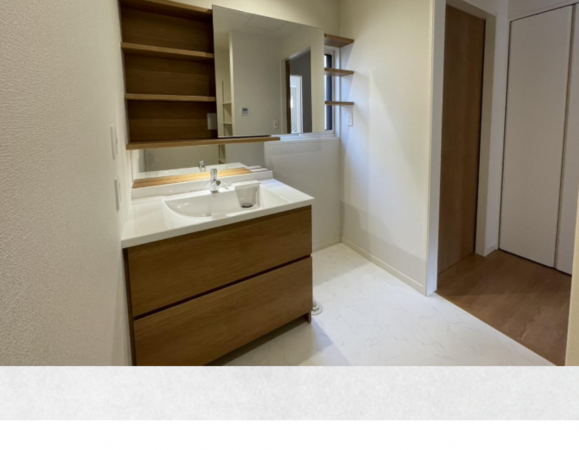 佐賀市高木瀬東、新築一戸建ての洗面画像です