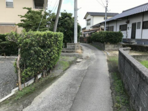 佐賀市大和町、土地の前面道路を含む現地写真画像です