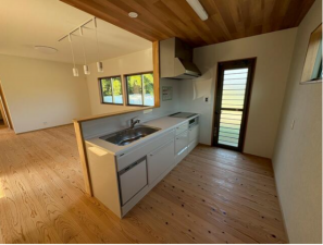 佐賀市、新築一戸建てのキッチン画像です