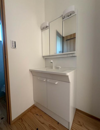 佐賀市、新築一戸建ての洗面画像です