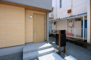 佐賀市大和町、新築一戸建ての玄関画像です