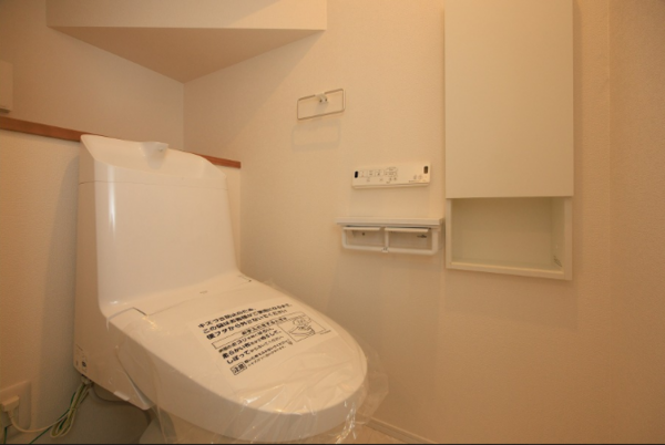 佐賀市大和町、新築一戸建てのトイレ画像です
