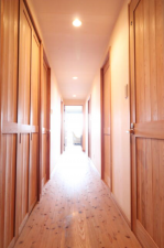 佐賀市開成、中古マンションの玄関画像です