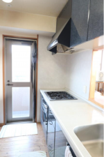 佐賀市開成、中古マンションのキッチン画像です