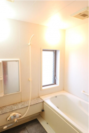 佐賀市開成、中古マンションの風呂画像です