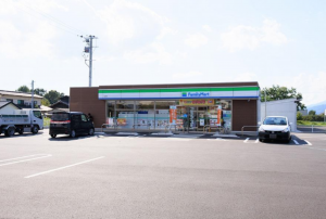 佐賀市大和町、新築一戸建てのコンビニ画像です