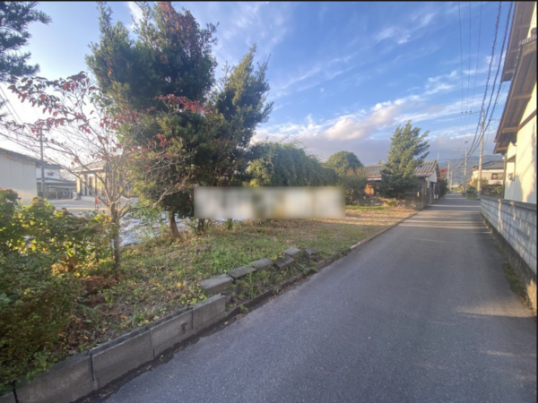 佐賀市金立町、土地の前面道路を含む現地写真画像です