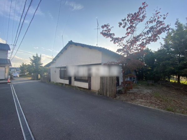 佐賀市金立町、土地の前面道路を含む現地写真画像です