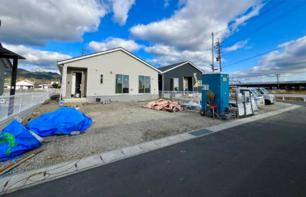 佐賀市大和町、新築一戸建ての外観画像です