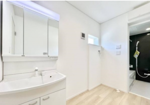 佐賀市大和町、新築一戸建ての洗面画像です