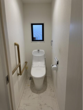 佐賀市高木瀬西、中古一戸建てのトイレ画像です