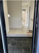 佐賀市高木瀬西、中古一戸建ての玄関画像です