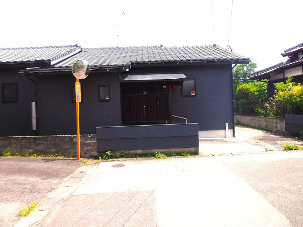佐賀市高木瀬西、中古一戸建ての外観画像です