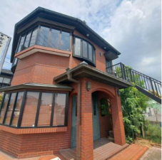 佐賀市大和町、収益物件/店舗付住宅の外観画像です