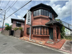 佐賀市大和町、収益物件/店舗付住宅の外観画像です