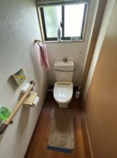 佐賀市大和町、収益物件/店舗付住宅のトイレ画像です
