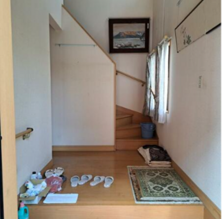 佐賀市大和町、収益物件/店舗付住宅の玄関画像です