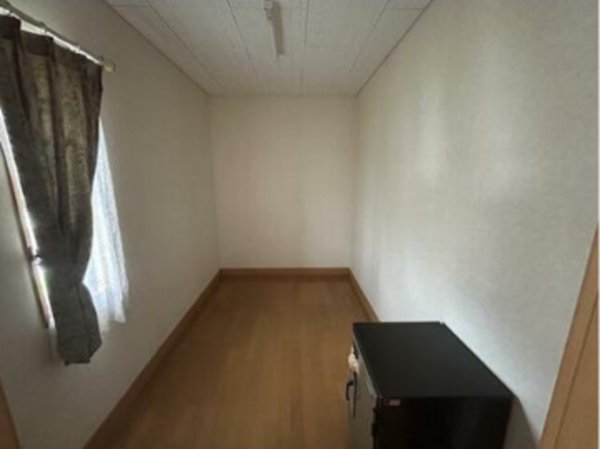 佐賀市大和町、収益物件/店舗付住宅の内装画像です