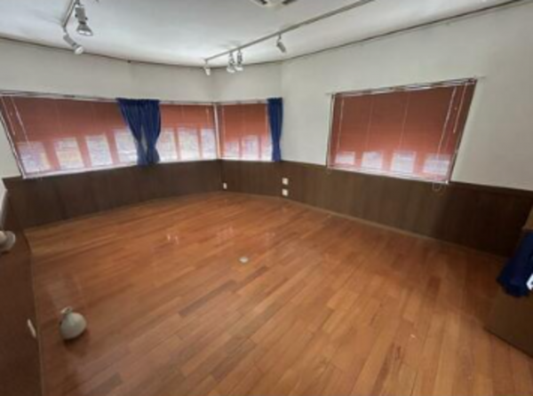 佐賀市大和町、収益物件/店舗付住宅の内装画像です