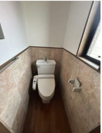 佐賀市大和町、収益物件/店舗付住宅のトイレ画像です