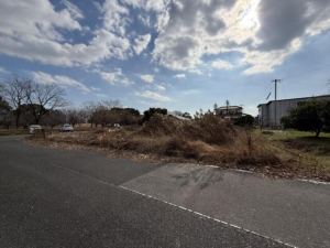 佐賀市鍋島町、土地の前面道路を含む現地写真画像です