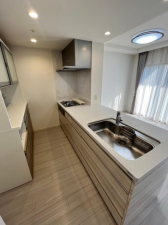 佐賀市新中町、中古マンションのキッチン画像です