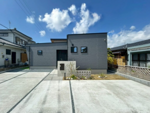 佐賀市高木瀬東、新築一戸建ての外観画像です