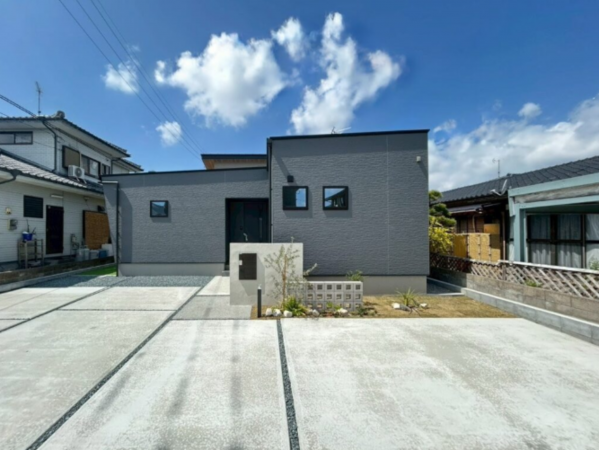 佐賀市高木瀬東、新築一戸建ての外観画像です