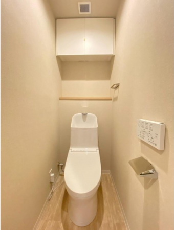 佐賀市兵庫北、中古マンションのトイレ画像です