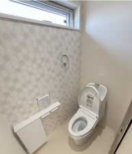 佐賀市大和町、中古一戸建てのトイレ画像です