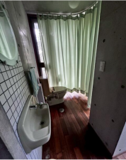 佐賀市富士町、中古一戸建てのトイレ画像です