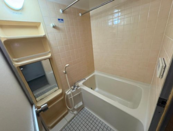 佐賀市神園、中古マンションの風呂画像です