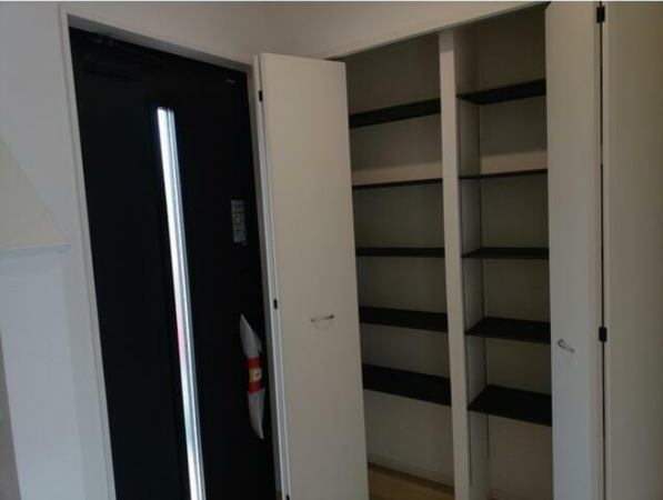 佐賀市神野西、新築一戸建ての玄関画像です