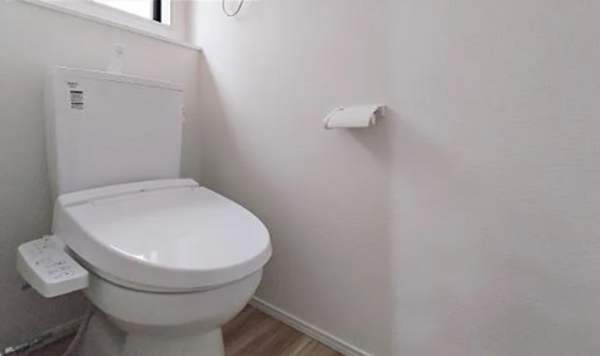 佐賀市若楠、新築一戸建てのトイレ画像です