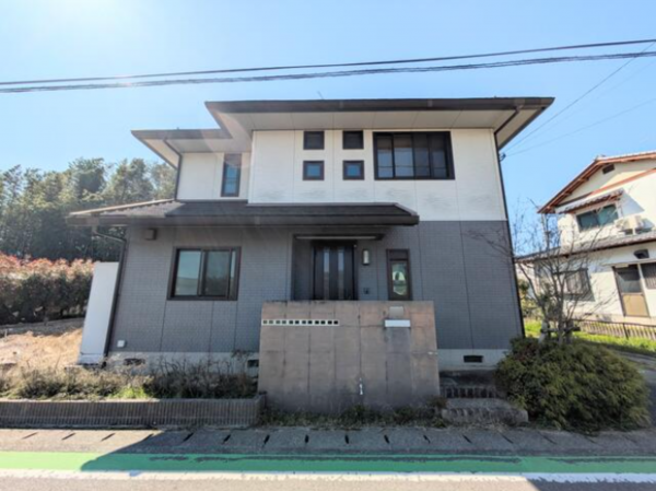 佐賀市金立町、中古一戸建ての外観画像です