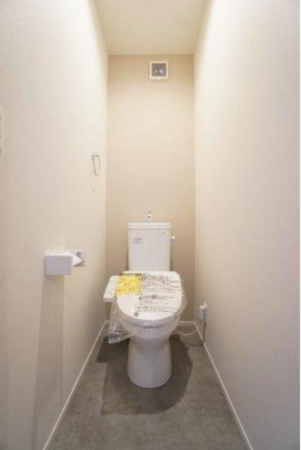 佐賀市鍋島町、新築一戸建てのトイレ画像です