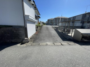 佐賀市大和町、土地の前面道路を含む現地写真画像です