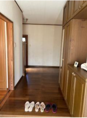 佐賀市大和町、中古一戸建ての玄関画像です