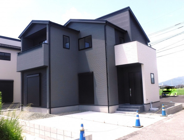 佐賀市高木瀬町、新築一戸建ての画像です