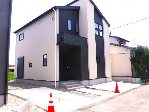 佐賀市高木瀬町、新築一戸建ての画像です
